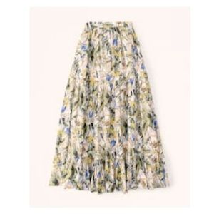 Abercrombie Resort Tiered Poplin Maxi Skirt with matching crop top